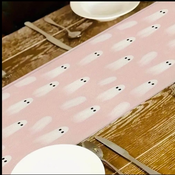 Pink Ghost Table Runner - Picture 3 of 3